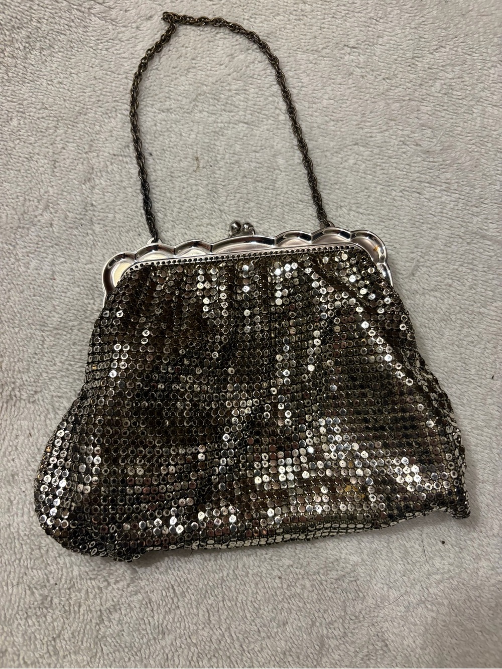 Vintage Whiting & Davis Silver Sequin Kiss-Lock Micro Evening Bag